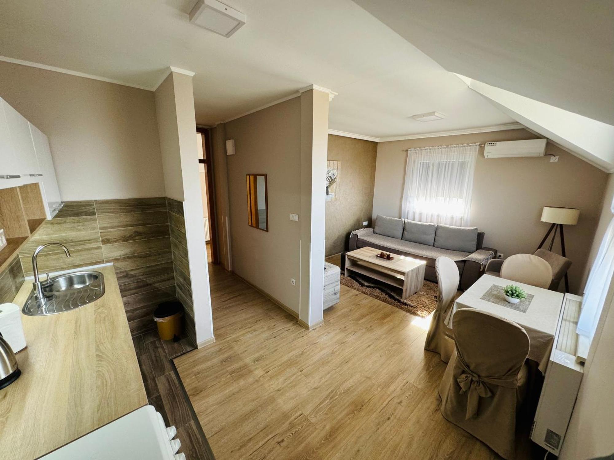 Gradiska Na Savi Apartmani I Sobe Exterior foto