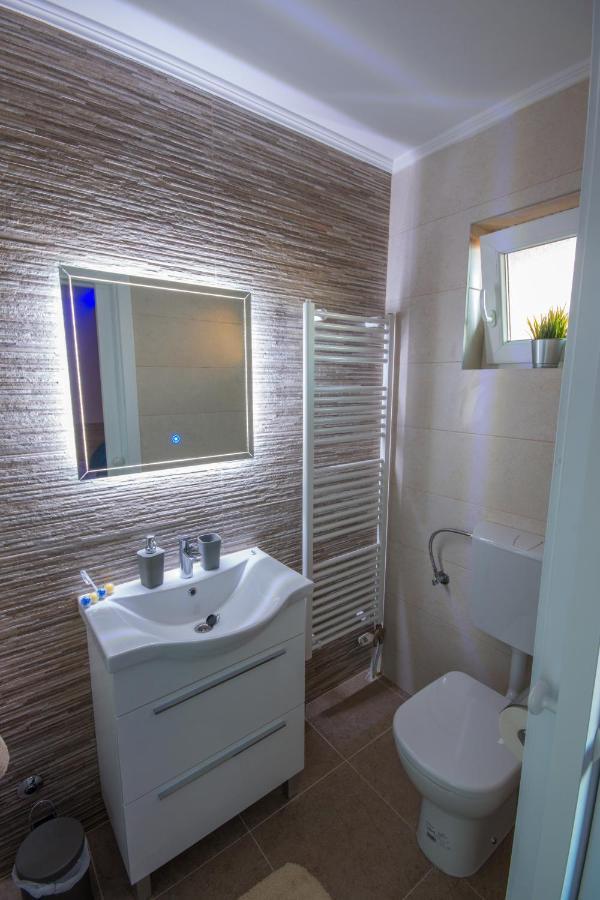 Gradiska Na Savi Apartmani I Sobe Exterior foto