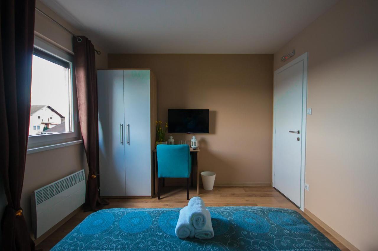 Gradiska Na Savi Apartmani I Sobe Exterior foto